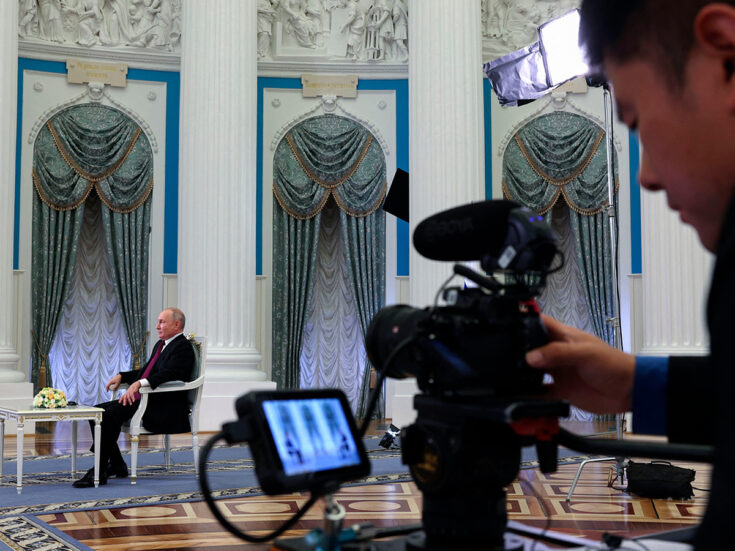 What to watch for in Tucker Carlson’s Putin interview